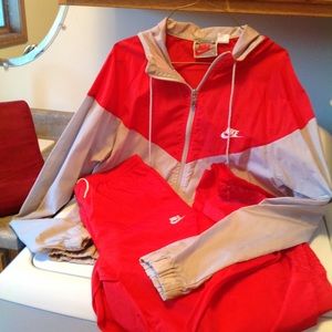 Nike Unlined track suit, like new condition